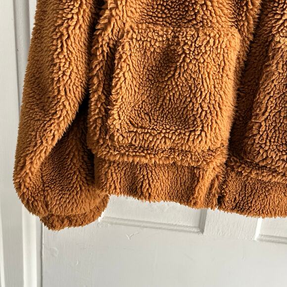 Thread & Supply Northy Faux Fur Teddy Sherpa Bomber Jacket - Picture 5 of 8